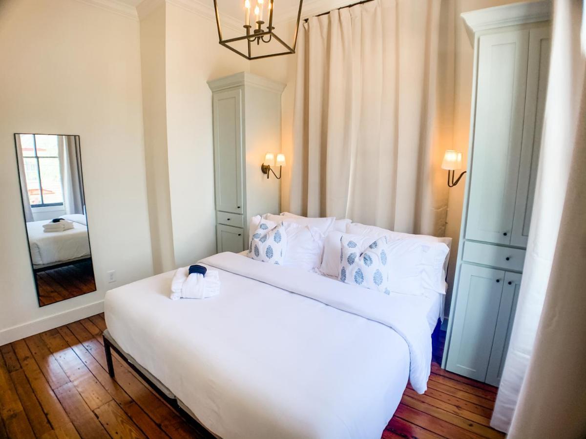 Guesthouse Charleston East 46 G And H Bagian luar foto